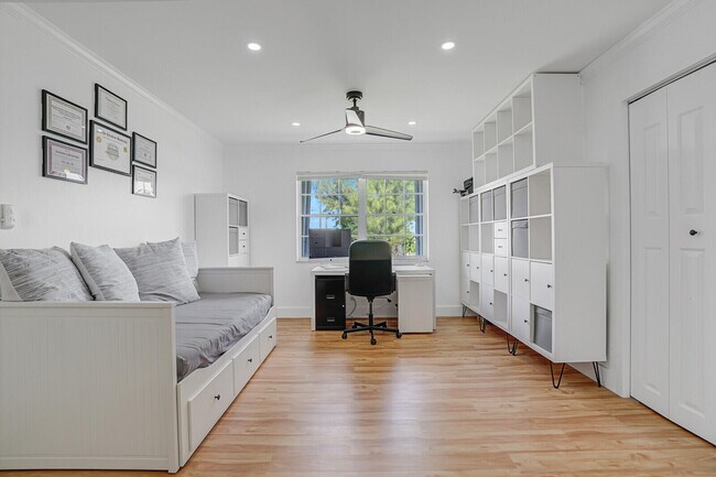 Building Photo - 1210 Sugar Sands Blvd