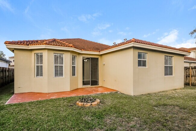 Building Photo - 11108 SW 243rd Ln