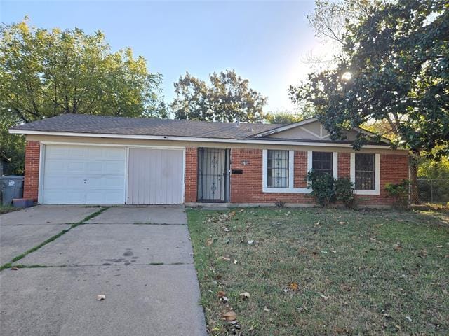 Primary Photo - 6108 Lazy River Dr