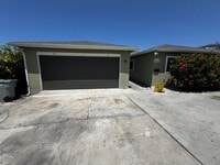 Building Photo - 5448 Encina Dr
