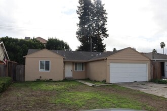 Building Photo - 3 Bedroom/ 2 Bath Original Rancher in Santa Clara Open House 12/13 11 AM-12 PM