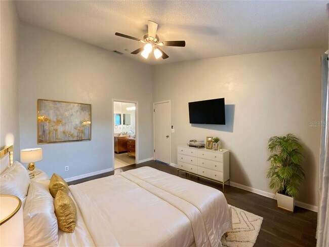 Building Photo - 2822 Candela Ct