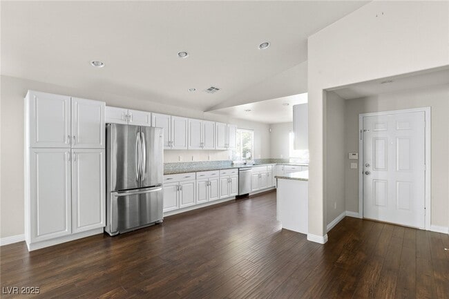 Building Photo - 2721 Willow Basket Ln