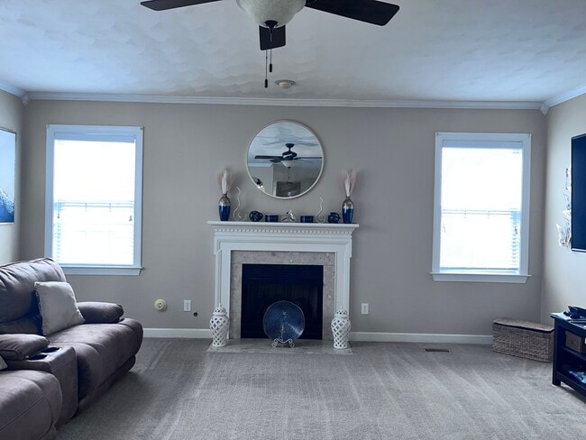 Primary Photo - 4818 Oriole Dr