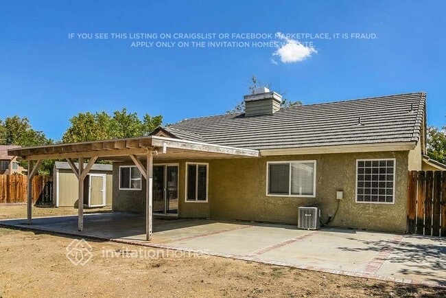 Building Photo - 3541 W Ave J 3