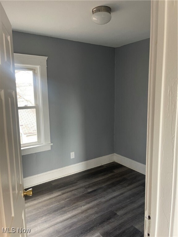Building Photo - 3136 W 50th St
