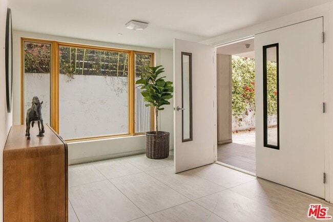 Building Photo - 12443 Sunset Blvd