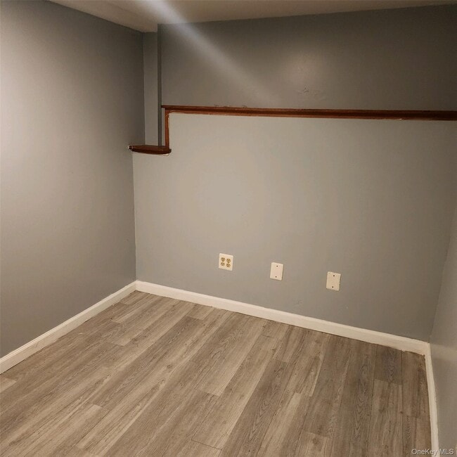 Building Photo - 5 Hadden Pl