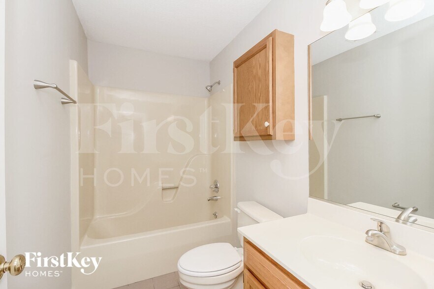 Building Photo - 2105 Mirus Ct