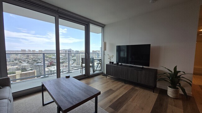 Building Photo - 1500 Rycroft St