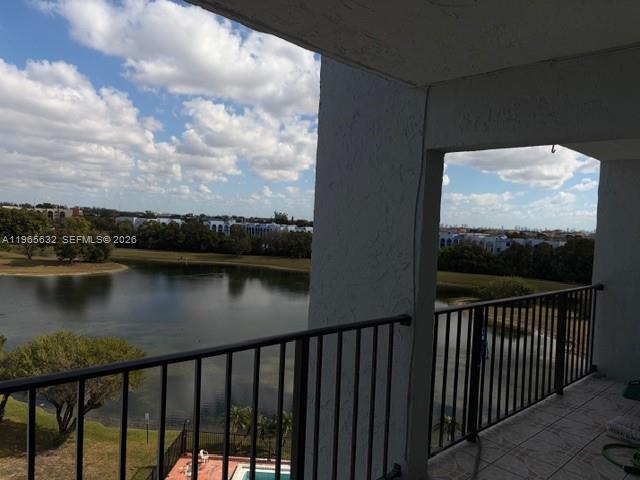 Building Photo - 9688 Fontainebleau Blvd