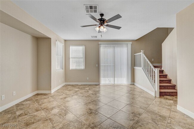 Building Photo - 494 Groft Way