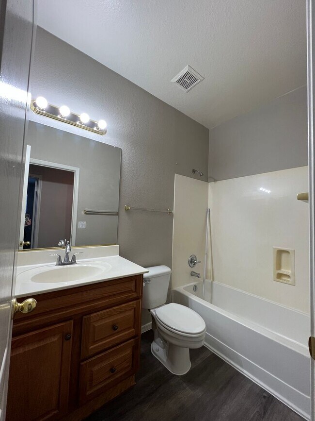 Building Photo - Mesquite Canyon Cul-De-Sac Home