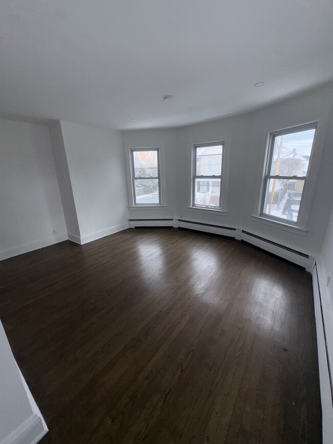 Living Room - 34 Palisade Ave