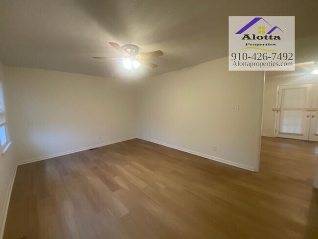 Building Photo - 525 Odell Rd