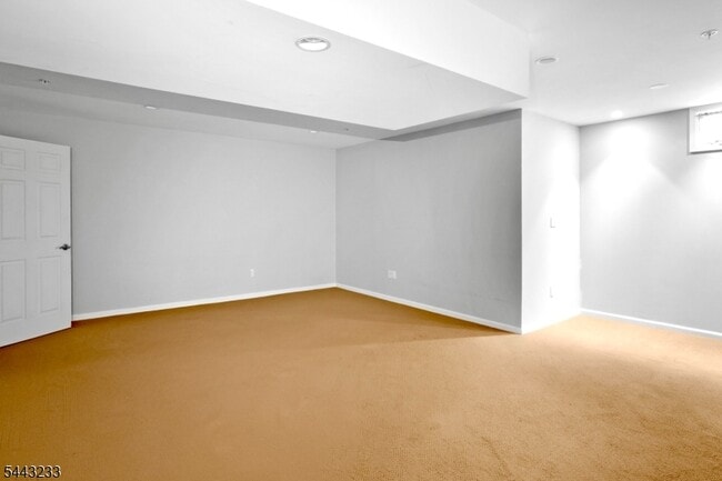 Building Photo - 418 Dalton Ct