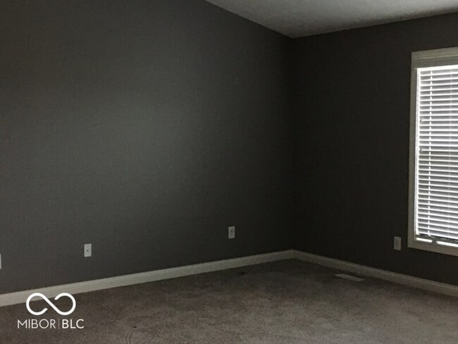 Building Photo - 13668 Fossil Dr