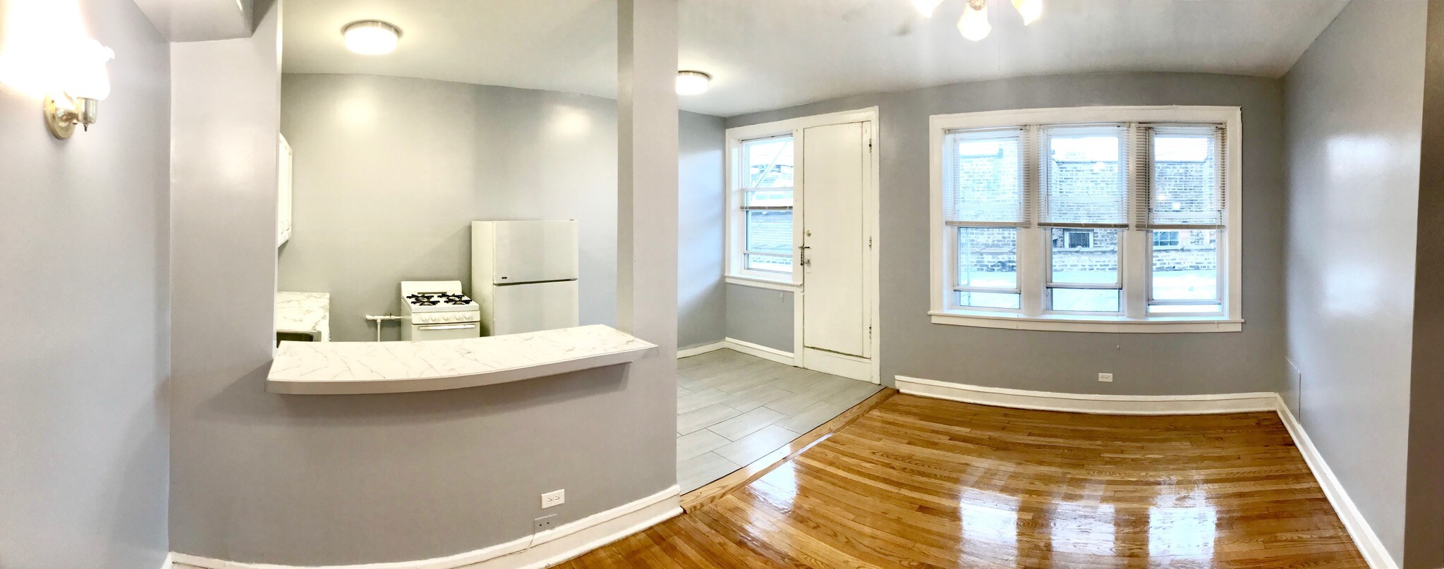 Building Photo - 4165 S Archer Ave