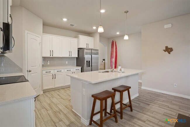 Building Photo - 5737 St Charles Dr