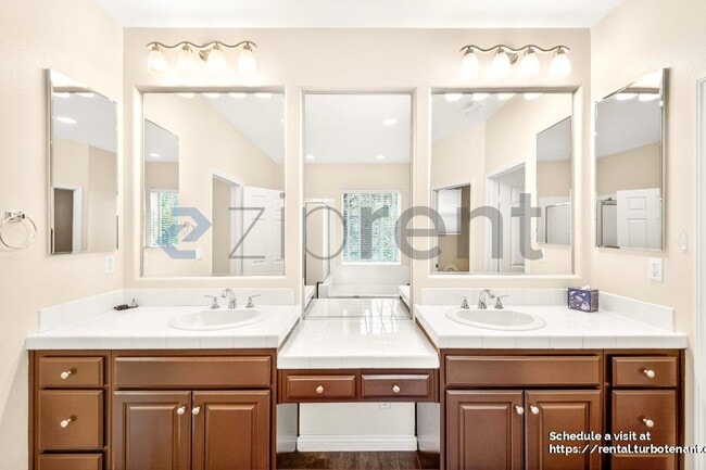 Building Photo - 27544 N Weeping Willow Dr