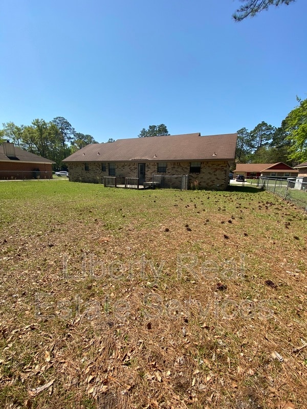 Building Photo - 105 Maid Marian Ct