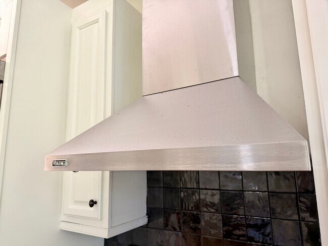 Building Photo - Luxurious Home in Legend of Bristlecomb