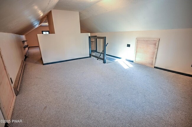 Building Photo - 424 Sunset Forest Dr