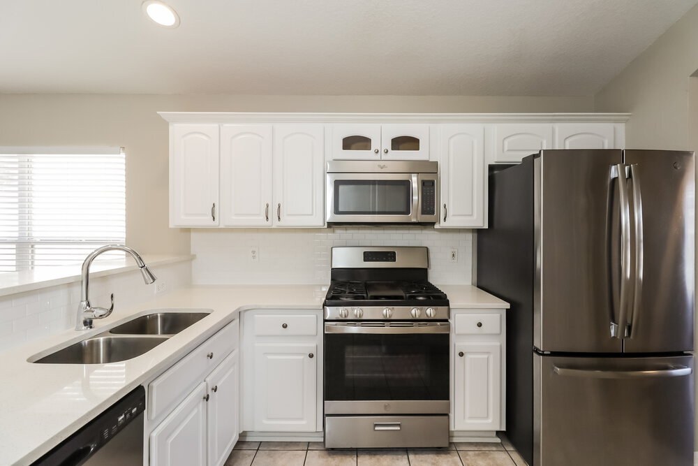 Building Photo - 8646 Persea Ct