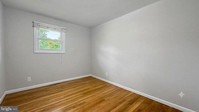 Building Photo - 11115 Schuylkill Rd
