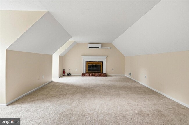 Building Photo - 9708 Locust Hill Dr