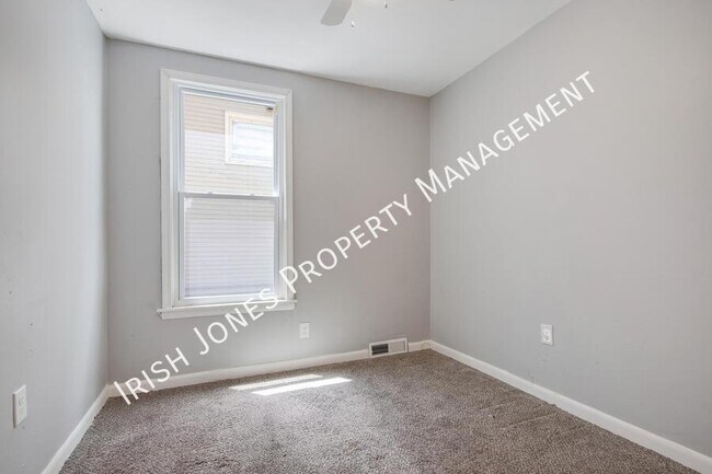 Building Photo - 76 Hammerschmidt Ave