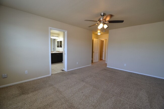 Building Photo - Beautiful Home Near Woodmen & Black Forest