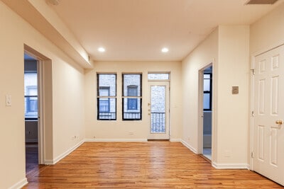 Building Photo - 931 W Dakin St