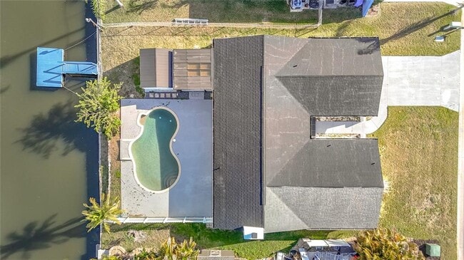 Building Photo - 9920 San Mateo Way