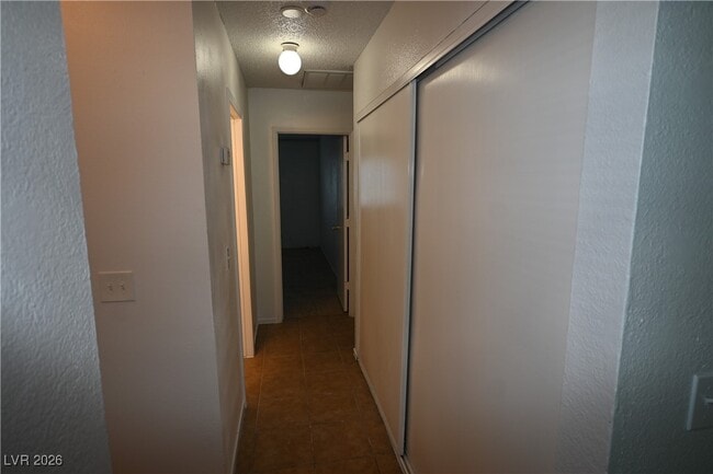 Building Photo - 2334 N Lamb Blvd