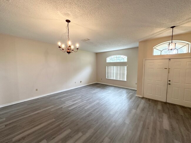 Building Photo - 9 Rybell Pl
