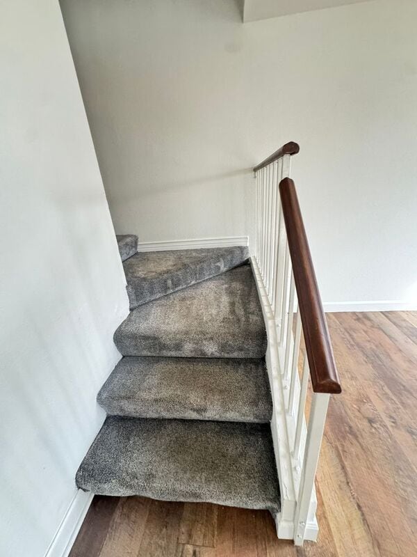 Building Photo - 8784 Pine Crest Pl