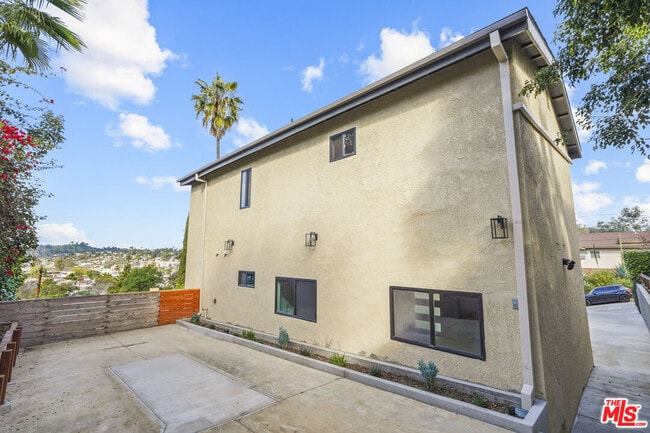 Building Photo - 4762 Charters Ave