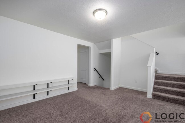 Building Photo - 3167 W 3725 S