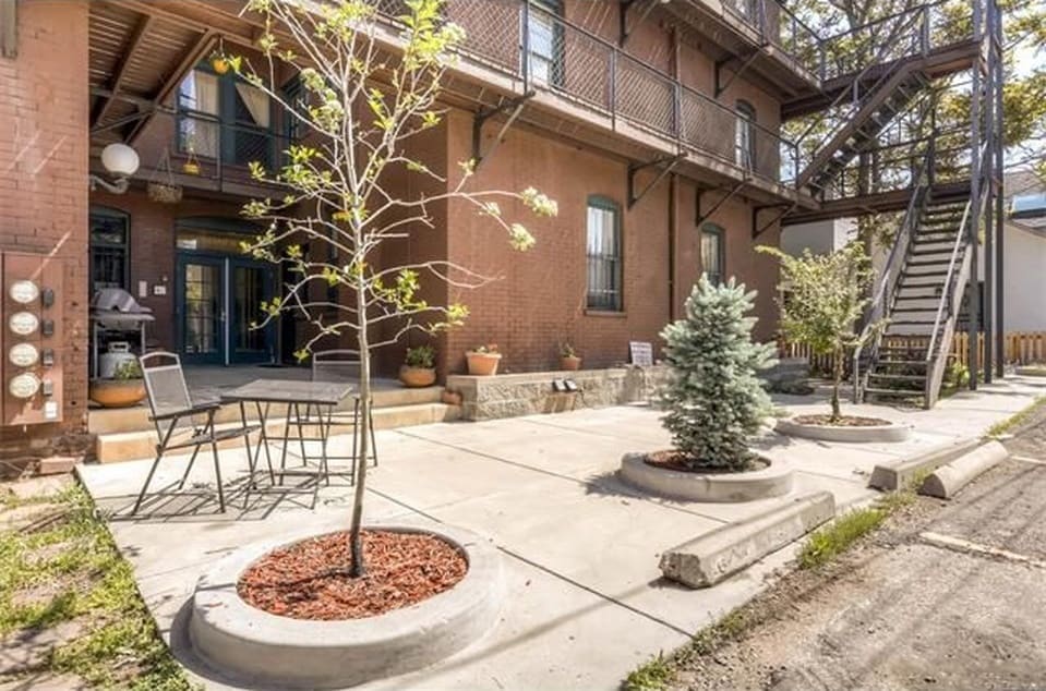 Back Patio - 726 East 16th Avenue