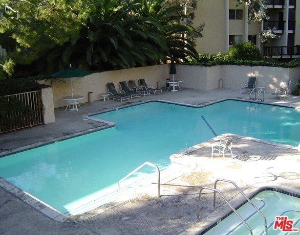 Building Photo - 7303 Raintree Cir