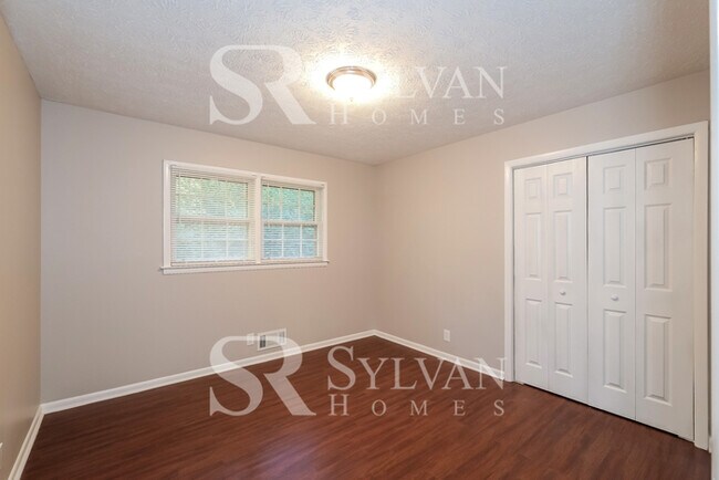 Building Photo - Coming HOME never felt so good!