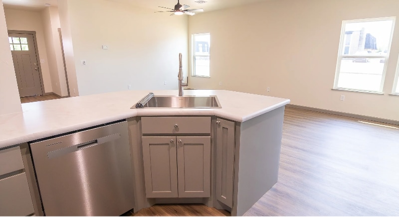 Building Photo - 3 N Shamrock Cir
