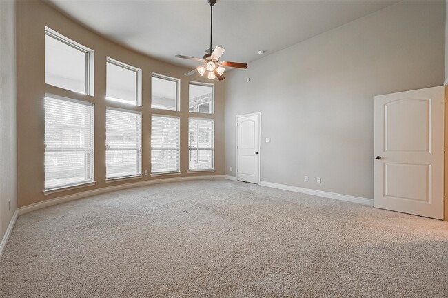 Building Photo - 5810 Emmit Creek Ln