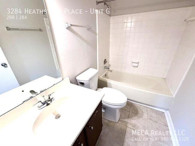Building Photo - 3284 Heathstead Place