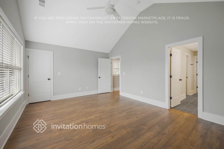 Building Photo - 647 Vernon Ave