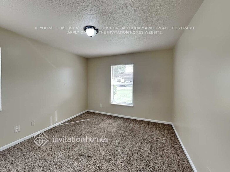 Building Photo - 6229 Ungerer St