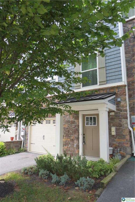 Building Photo - 2407 Cook Dr