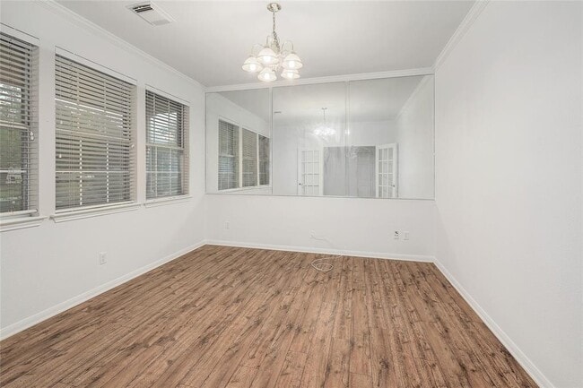 Building Photo - 6036 Mesa Verde Cir