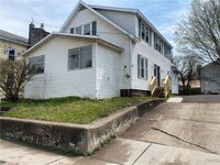 Building Photo - 360 Fulton St
